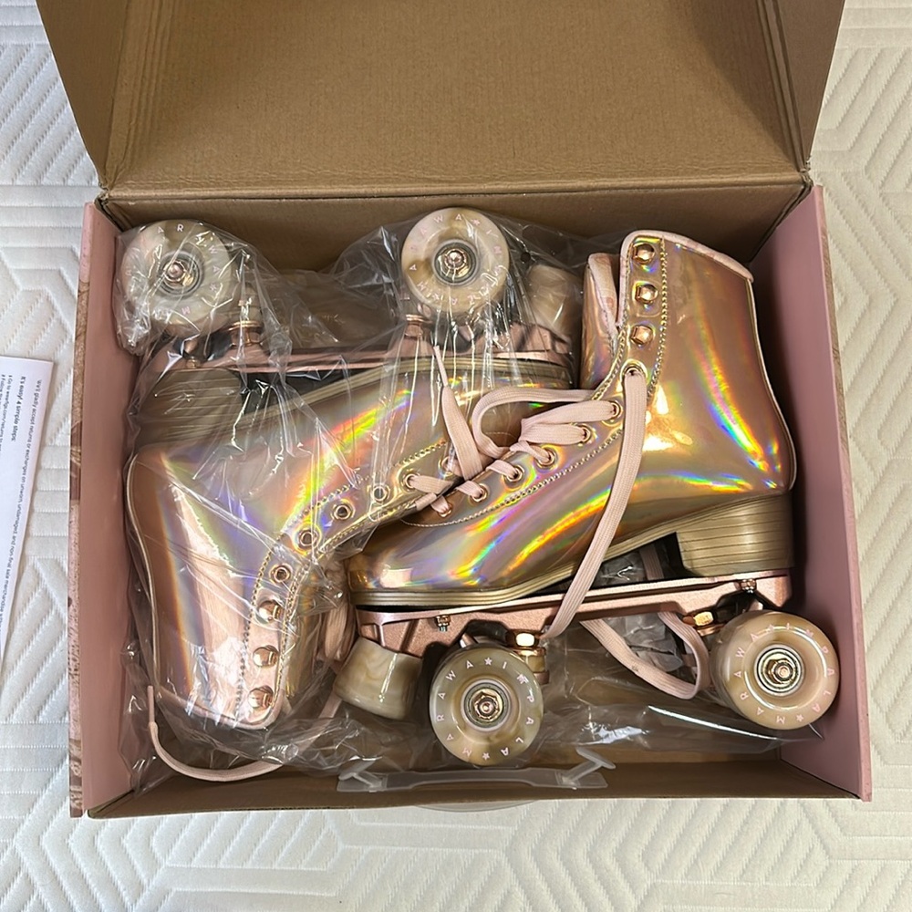 IMPALA WOMENS US 7 EUR 38 MARAWA QUAD ROLLER SKATES. New in box.